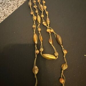 Elegant Gold Beaded Necklace15